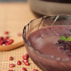 梅雨の体調不良を乗り切るための食べ物と３つの方法。とくにおすすめ！体内の毒素を排泄するための最強デトックスドリンク